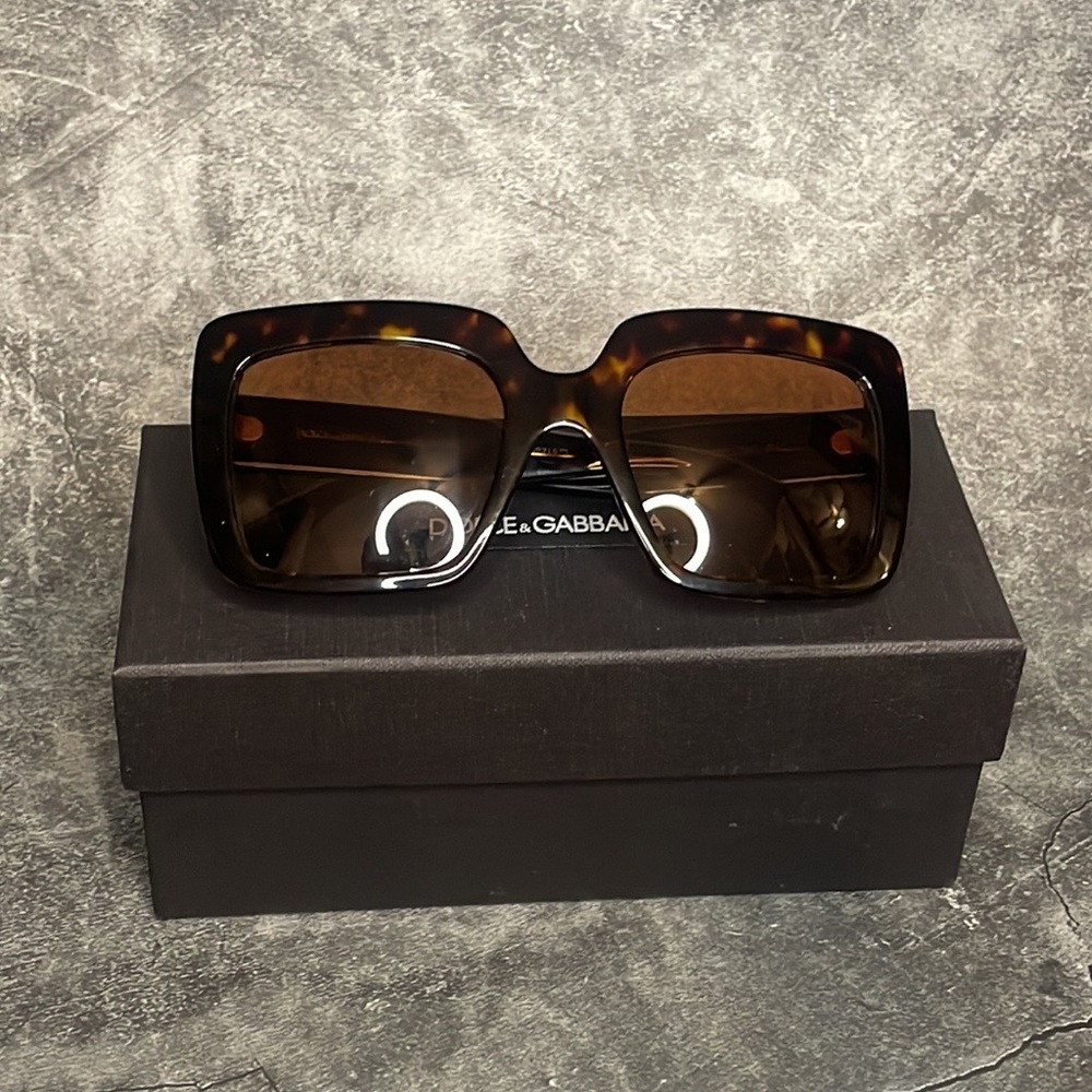 *NWOT* Dolce & Gabbana Sunglasses